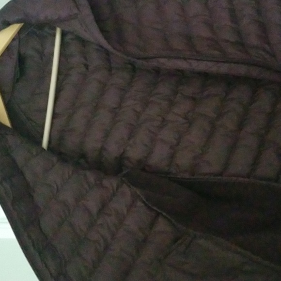 32 degrees mix media jacket in burgundy  size medium - Picture 7 of 7